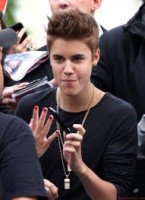 /album/criticar-a-justin-porque-cumplio-su-sue%c3%b1o-no-te-hara-mejor-que-el/images-41-jpg/